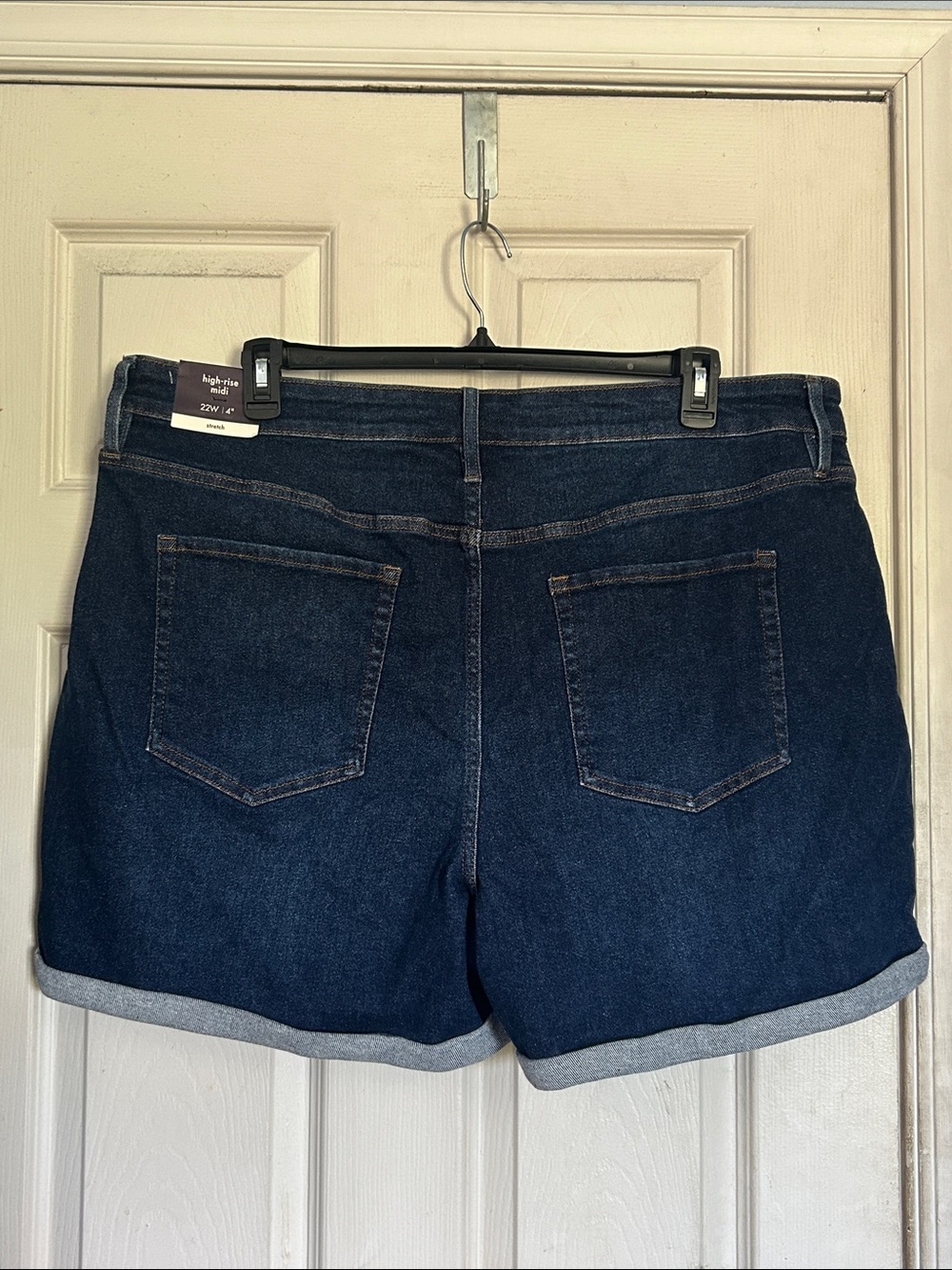 NWT Ava & Viv dark wash high rise midi denim short size 22W - Picture 2 of 6